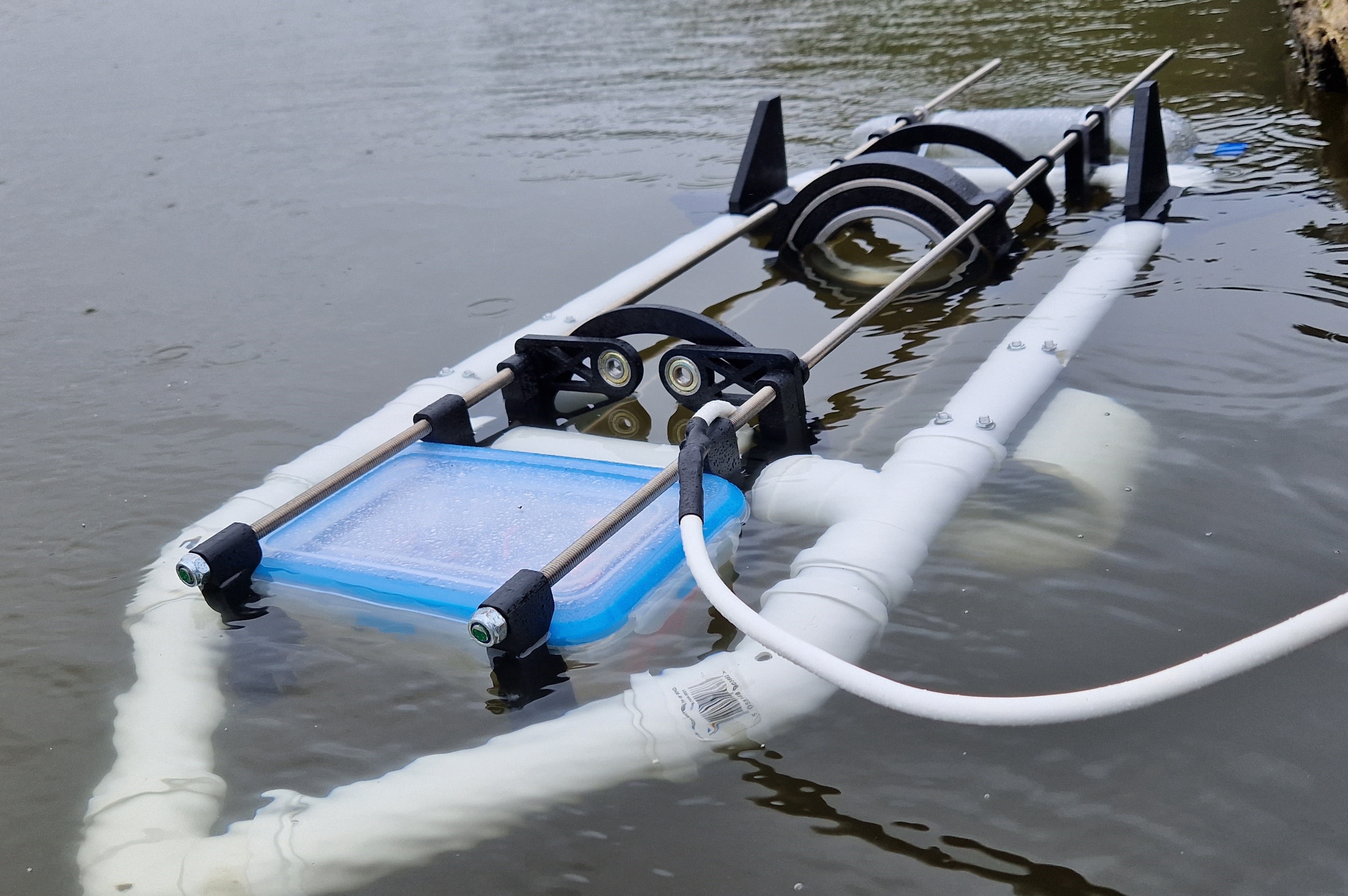 Water sampling drone